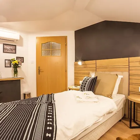 Complex Vazrozhdentsi 3* トリャブナ